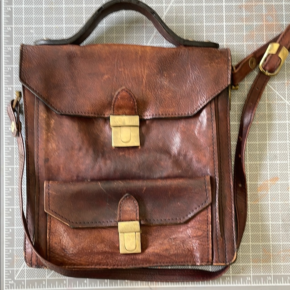 Hand Crafted Brown Leather Messenger Bag with Timeless Appeal